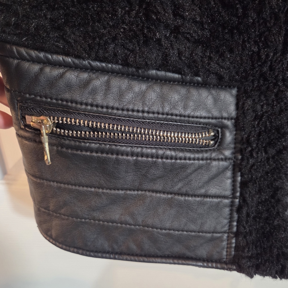 Cavalini Ci Sono Black Faux Fur Jacket - Picture 3 of 9